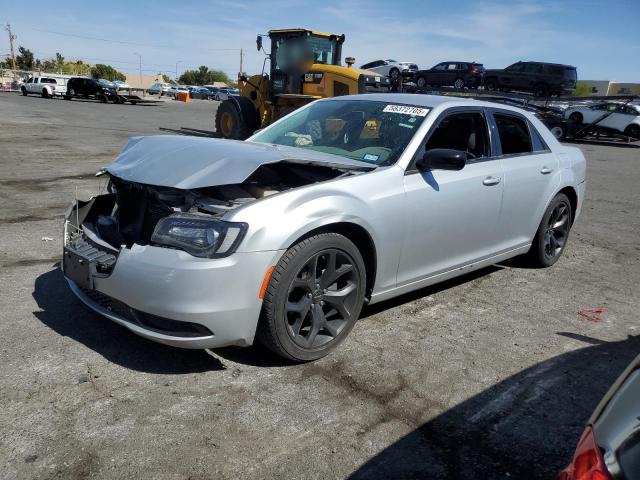  Salvage Chrysler 300