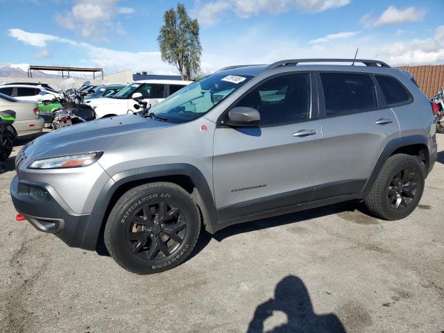  Salvage Jeep Cherokee