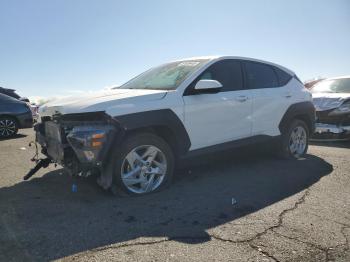  Salvage Hyundai KONA