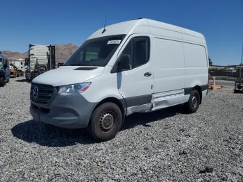  Salvage Mercedes-Benz Sprinter