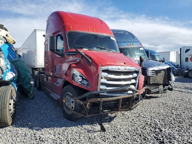  Salvage Freightliner Cascadia 1