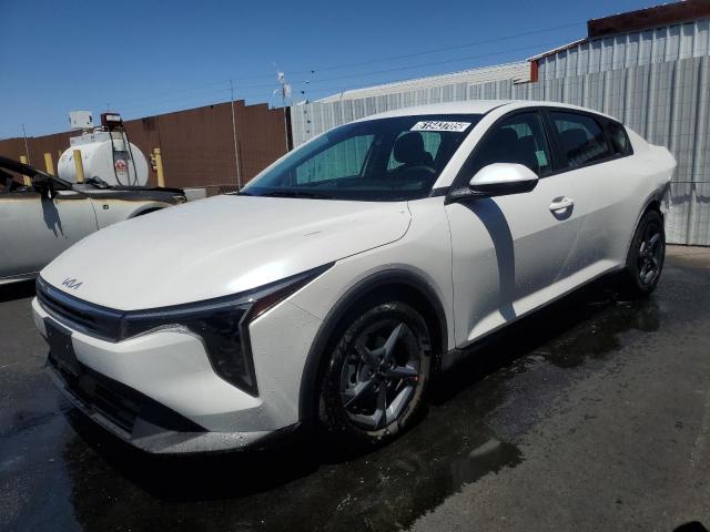  Salvage Kia K4 Lx