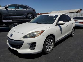  Salvage Mazda 3