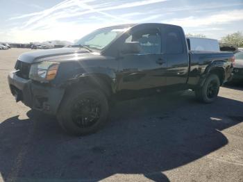  Salvage Nissan Titan