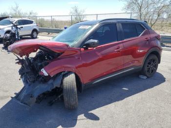  Salvage Nissan Kicks