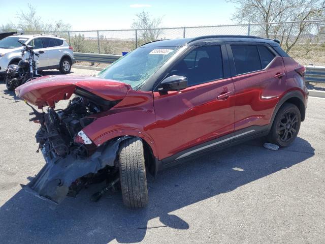  Salvage Nissan Kicks