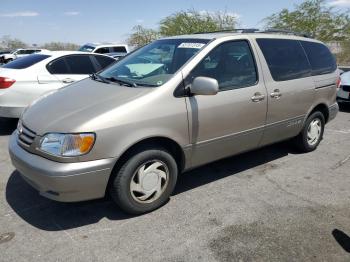  Salvage Toyota Sienna