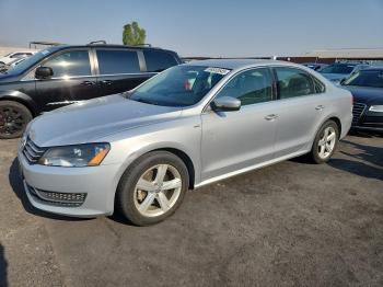  Salvage Volkswagen Passat