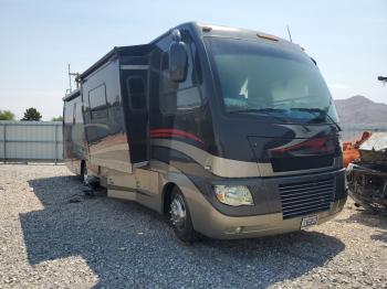  Salvage Workhorse Custom Cha Motorhome