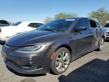  Salvage Chrysler 200