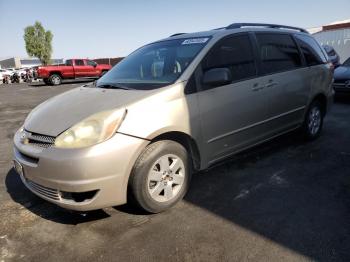  Salvage Toyota Sienna