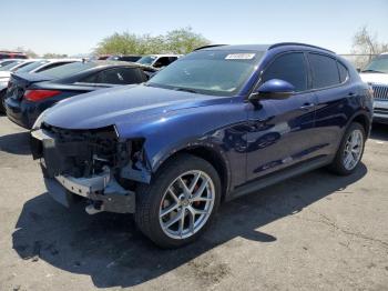  Salvage Alfa Romeo Stelvio