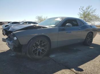  Salvage Dodge Challenger