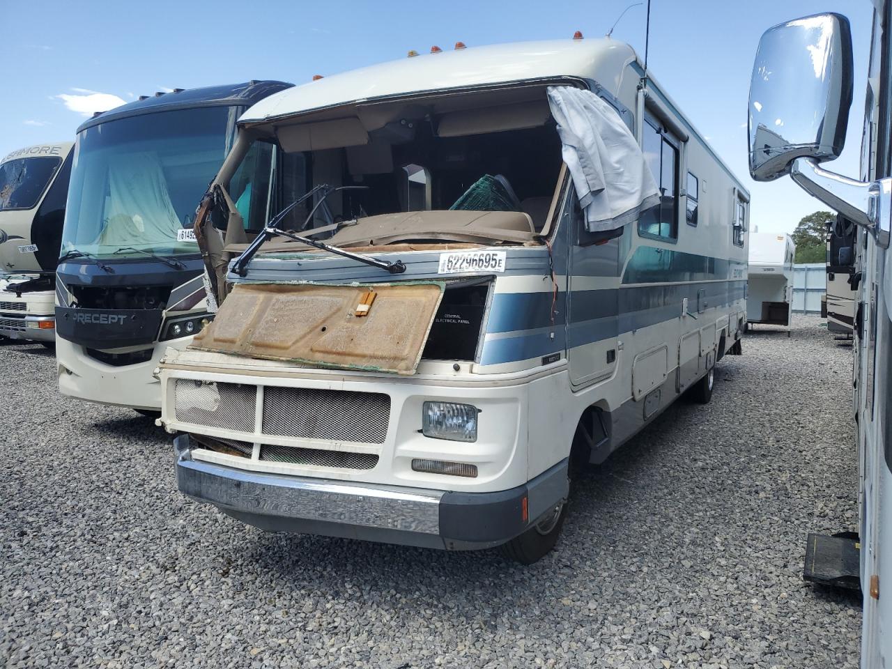 Oshkosh Motor Truck  Chassis M M Line Motor Home Image 2