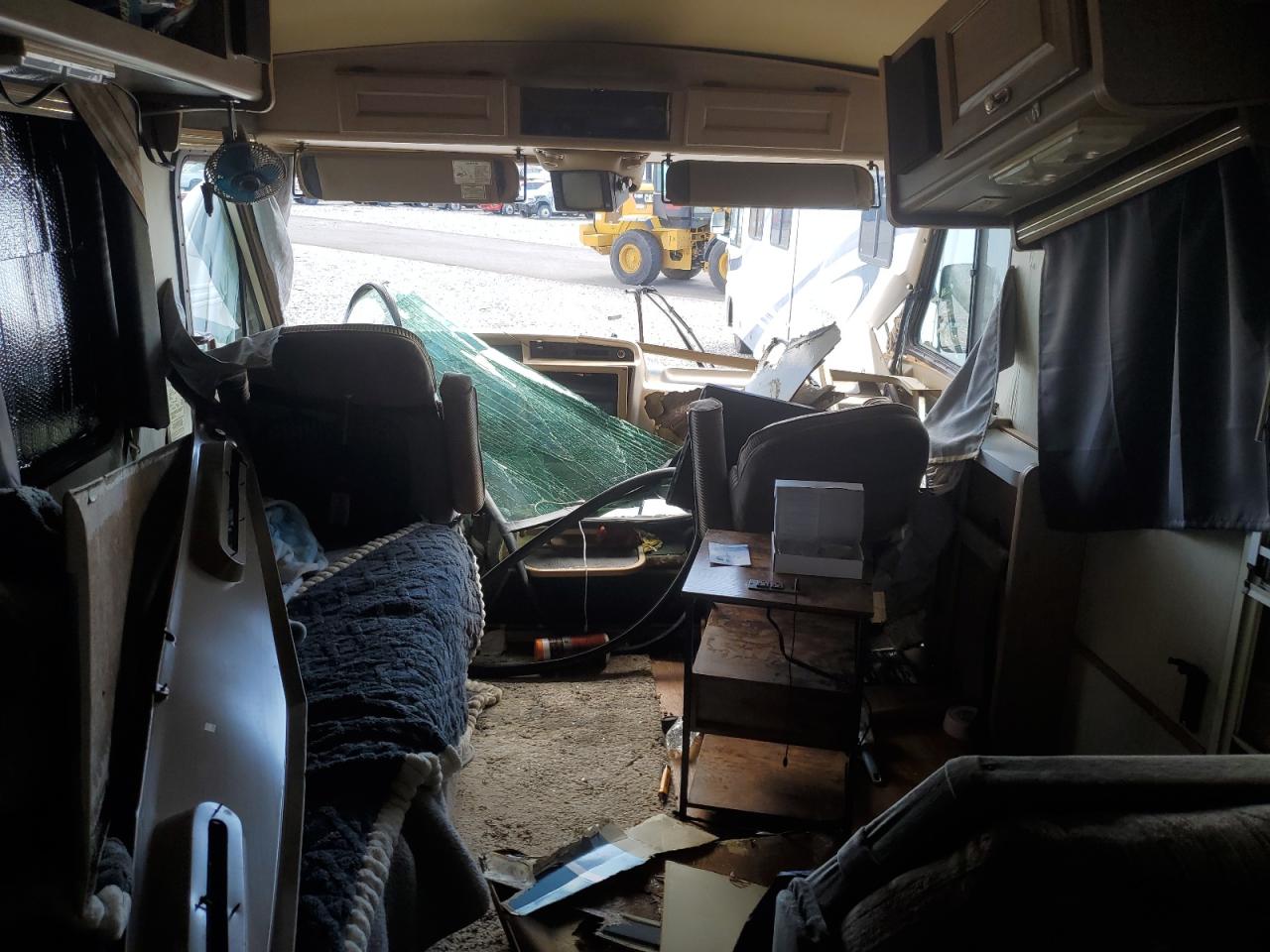 Oshkosh Motor Truck  Chassis M M Line Motor Home Image 9