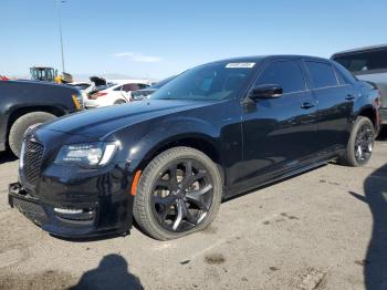  Salvage Chrysler 300
