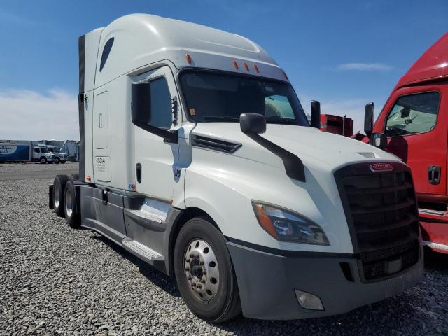  Salvage Freightliner Cascadia 126