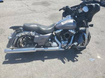  Salvage Harley-Davidson Fl
