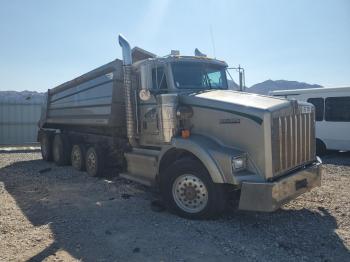  Salvage Kenworth Constructi