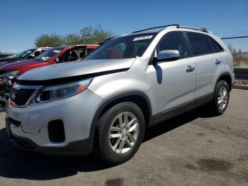  Salvage Kia Sorento