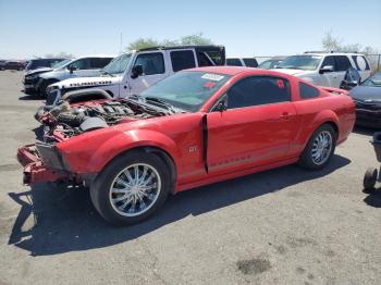  Salvage Ford Mustang