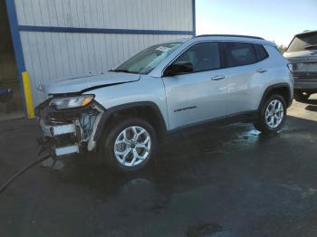  Salvage Jeep Compass