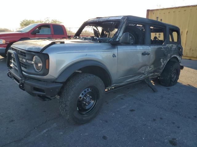  Salvage Ford Bronco