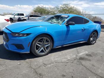  Salvage Ford Mustang