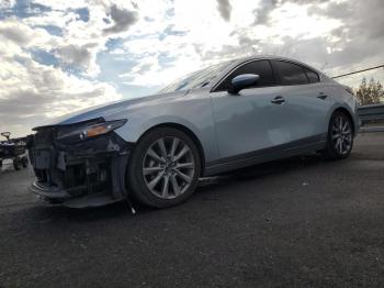  Salvage Mazda 3