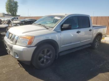  Salvage Nissan Titan