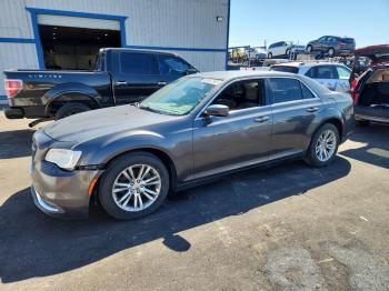  Salvage Chrysler 300