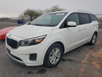  Salvage Kia Sedona