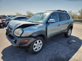  Salvage Hyundai TUCSON