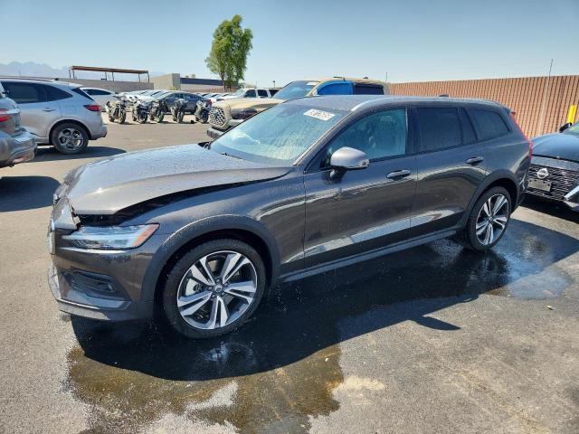  Salvage Volvo V60