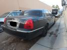 Lincoln Towncar Signature Limited Image 7