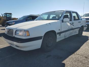  Salvage Volvo 850 Base