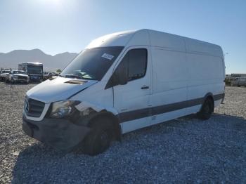  Salvage Mercedes-Benz Sprinter
