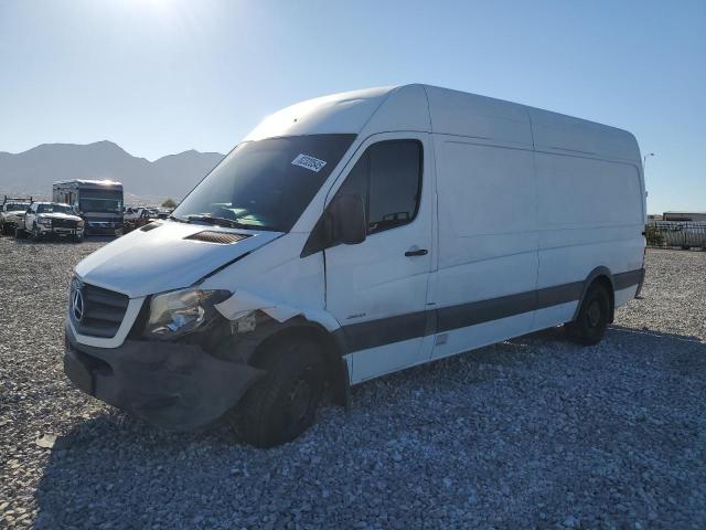  Salvage Mercedes-Benz Sprinter