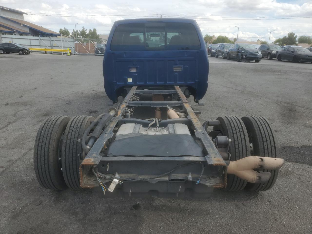 Ford F-550 Super Duty Image 10