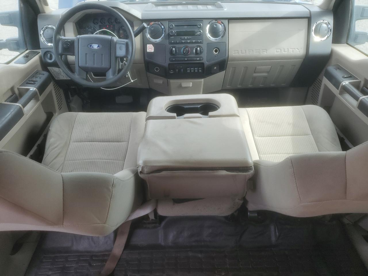 Ford F-550 Super Duty Image 7