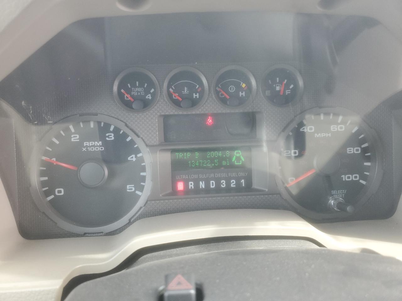 Ford F-550 Super Duty Image 2