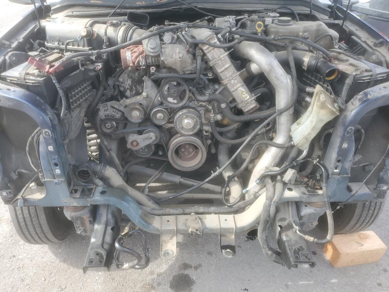 Ford F-550 Super Duty Image 3