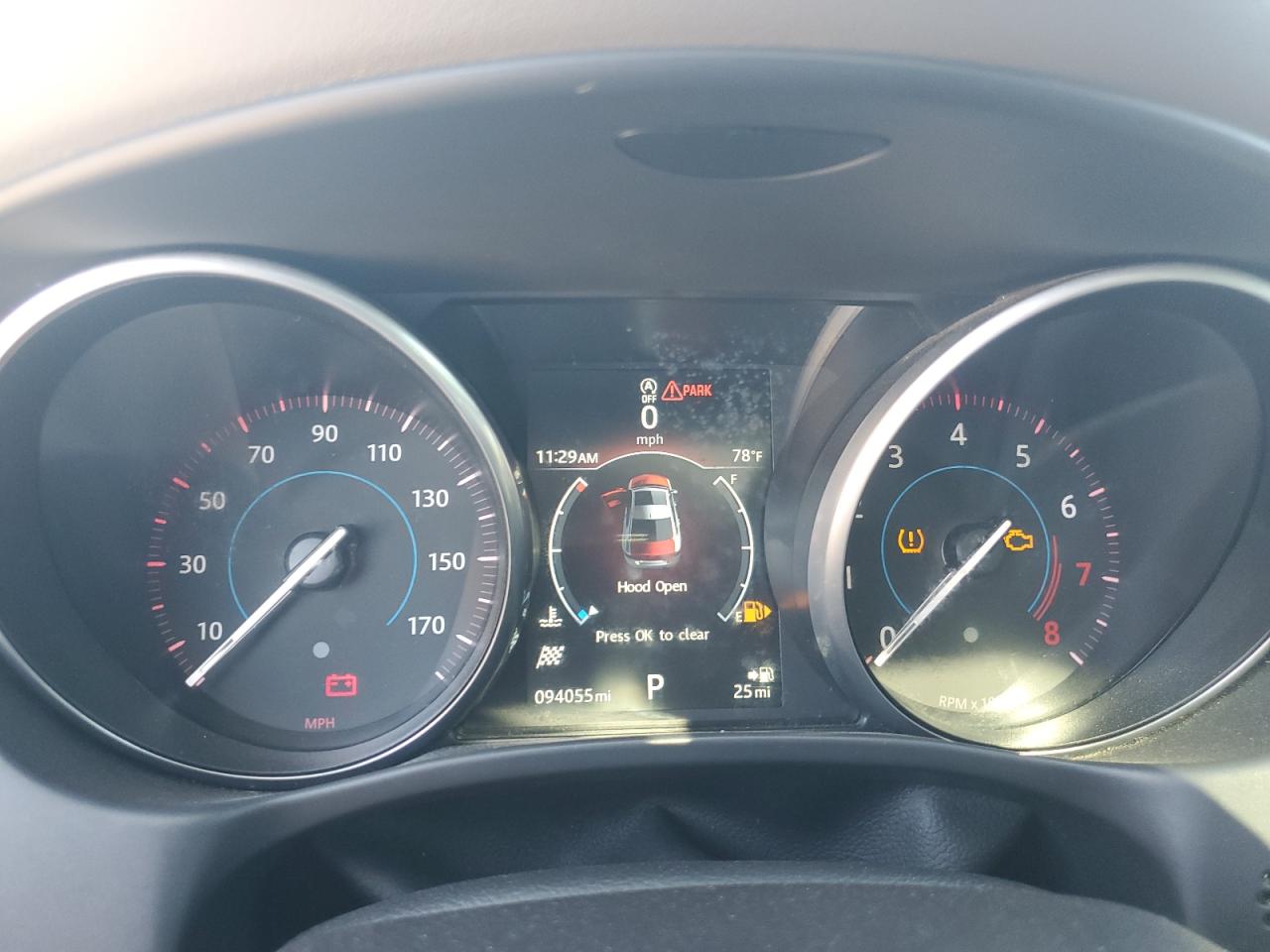 Jaguar XE Premium Image 9