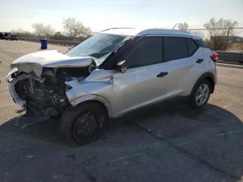 Salvage Nissan Kicks