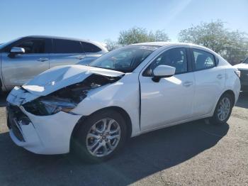  Salvage Toyota Yaris