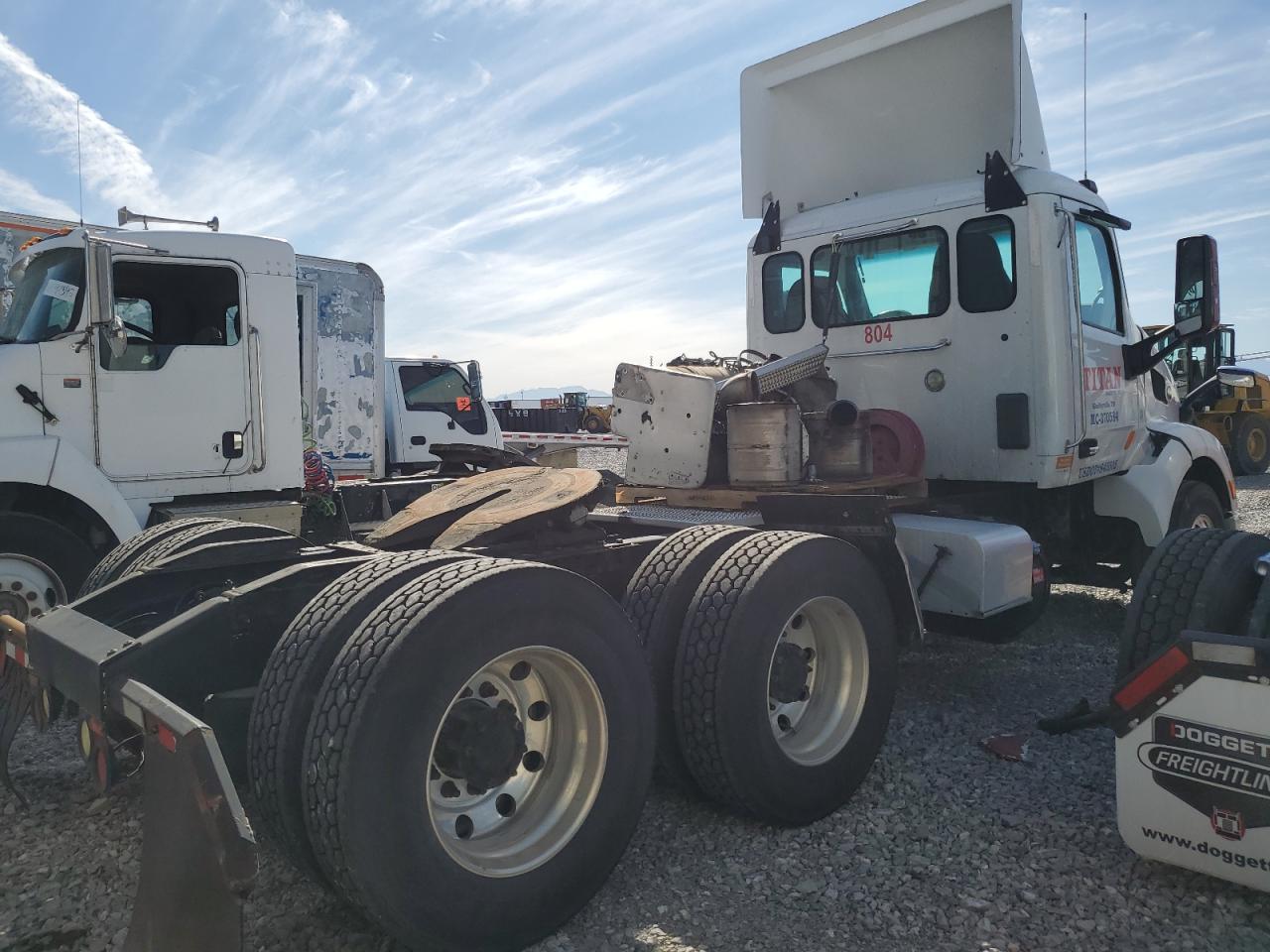 Peterbilt Tractor 579 Image 4