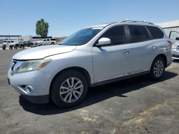  Salvage Nissan Pathfinder