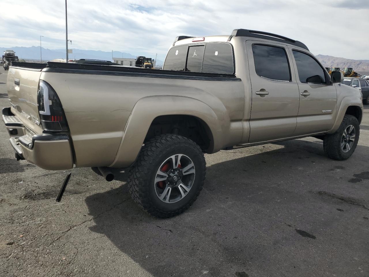 Toyota Tacoma Double Cab Prerunner Long Bed Image 11