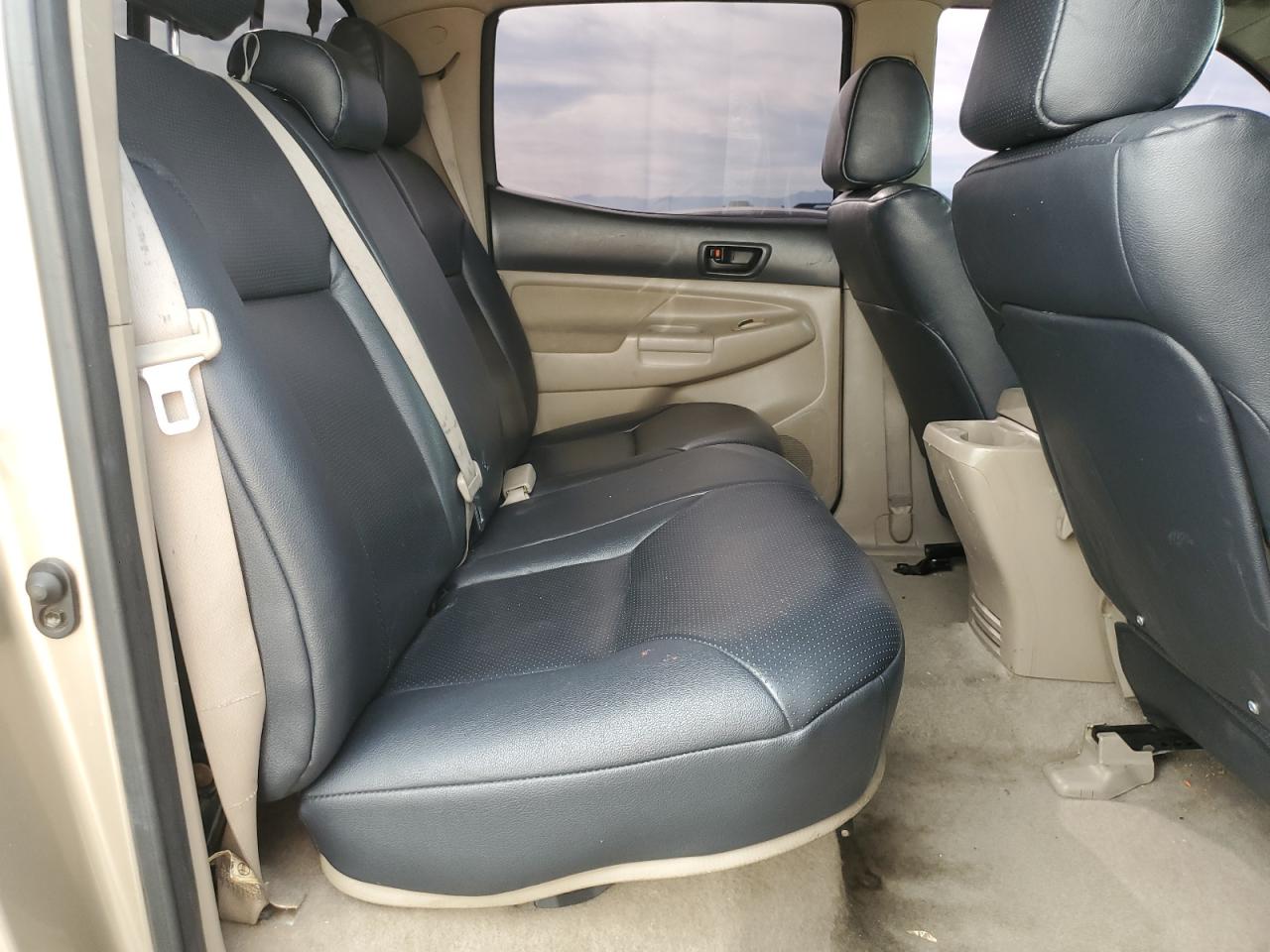 Toyota Tacoma Double Cab Prerunner Long Bed Image 7
