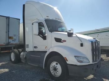  Salvage Peterbilt Tractor 579